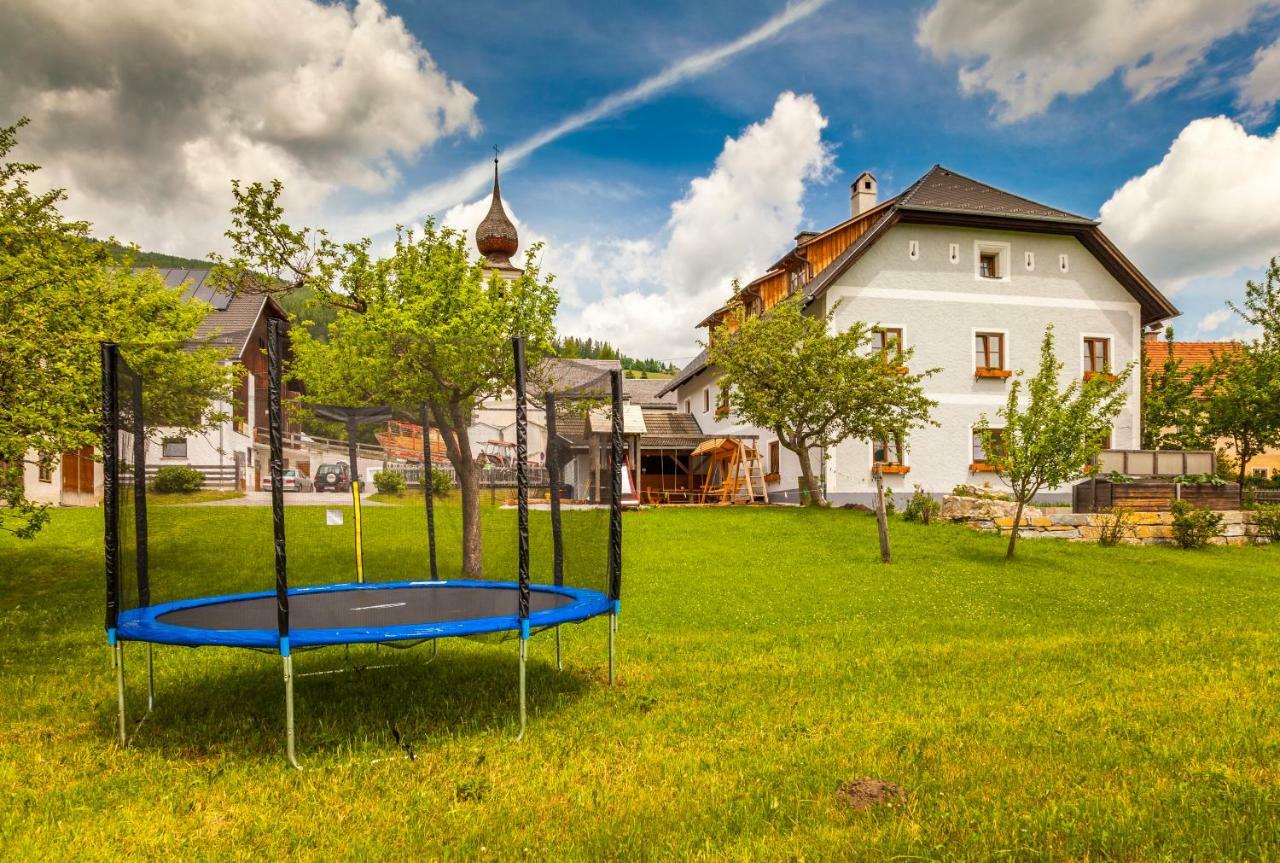Ferienwohnungen Flattnerhof Mauterndorf  Exterior photo